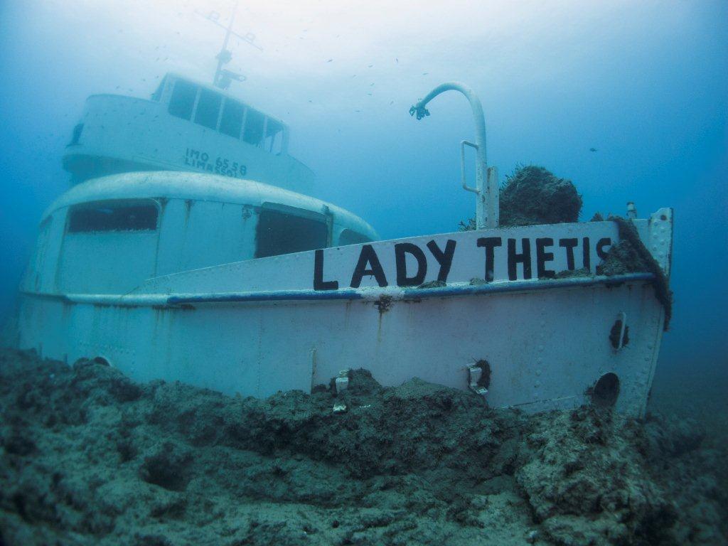 Tàu du lịch Lady Thetis