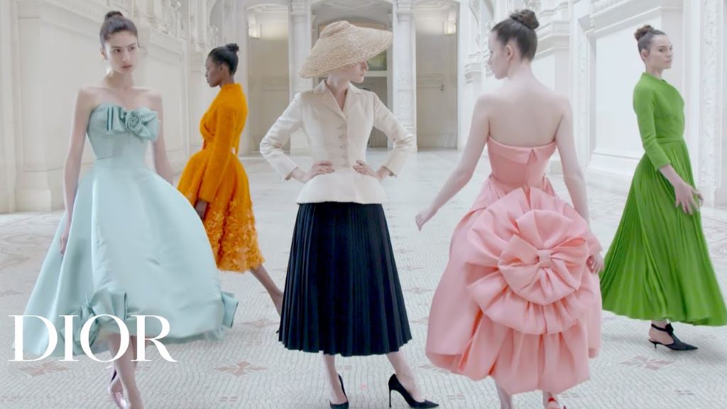 Thương hiệu Dior mang đến các dòng sản phẩm với sự sang trọng, nhẹ nhàng