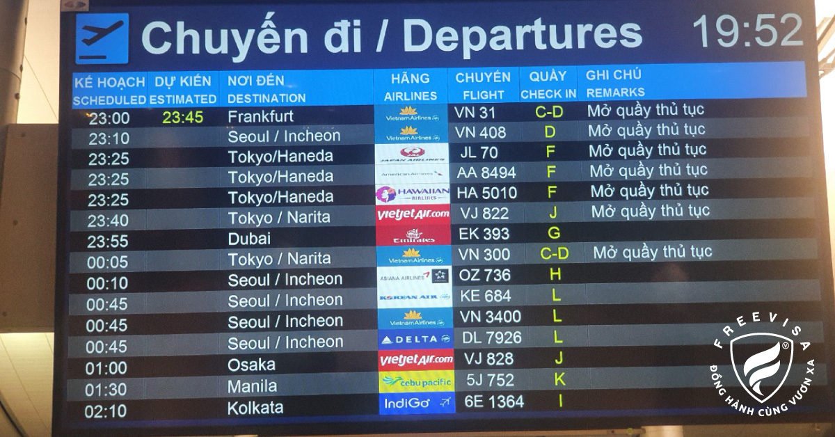 Bay lúc 23h55 hãng Emirates, làm thủ tục tại quầy G