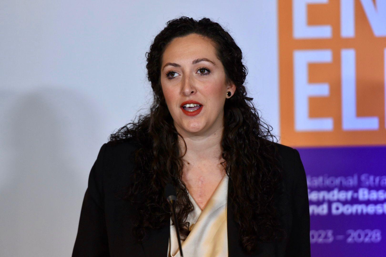 Commissioner về Bạo lực Gia đình Samantha Pace Gasan. Ảnh: Chris Sant Fournier