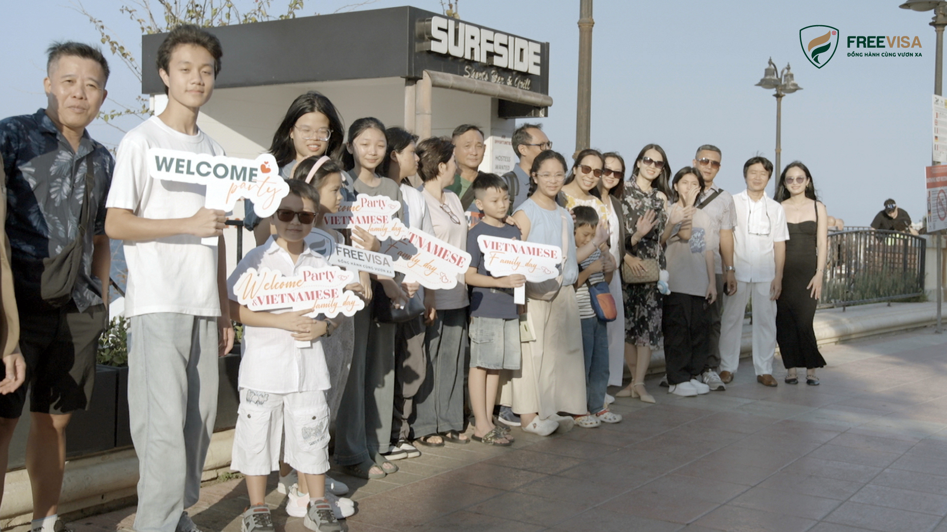 Các gia đình Việt đến tham dự sự kiện Welcome Party & Vietnamese Family Day