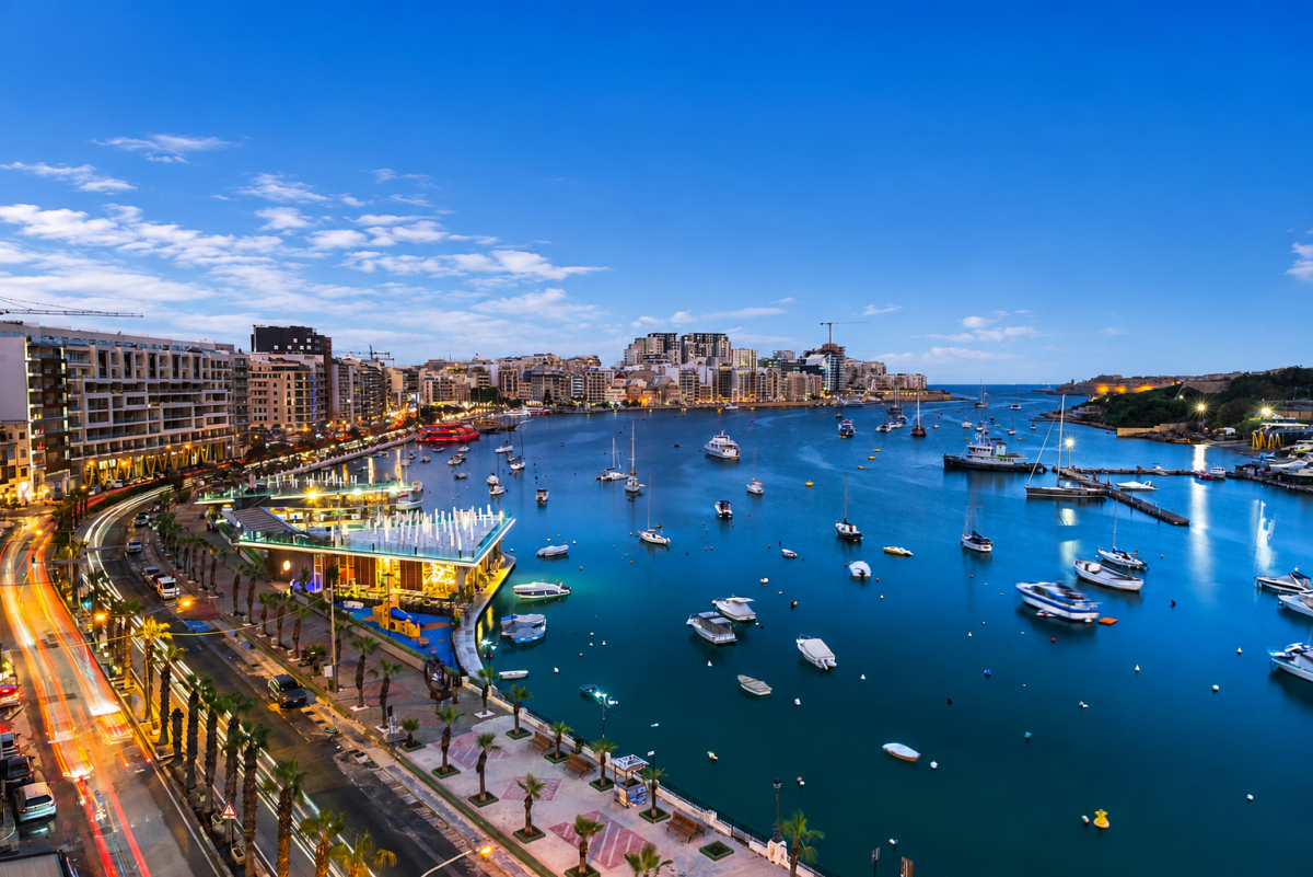 Cung đường ven biển Sliema Promenade